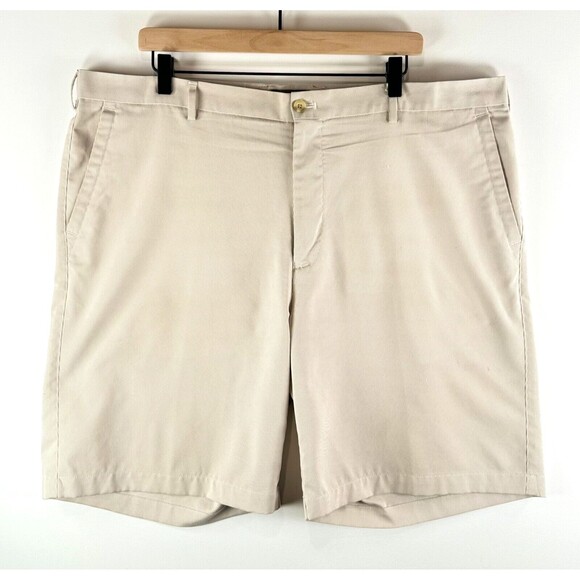 Peter Millar Crown Sport Men Shorts Khaki Chino Striped Golf Performance Size 42 - Picture 1 of 6